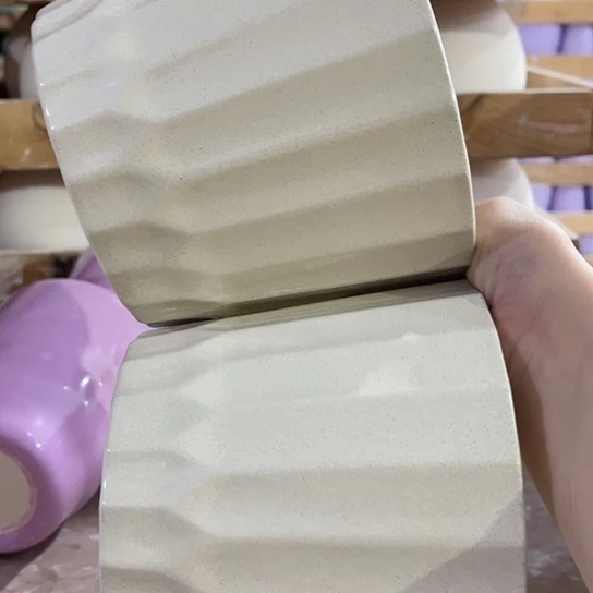 多肉绿植陶瓷花盆9.9包邮，有孔