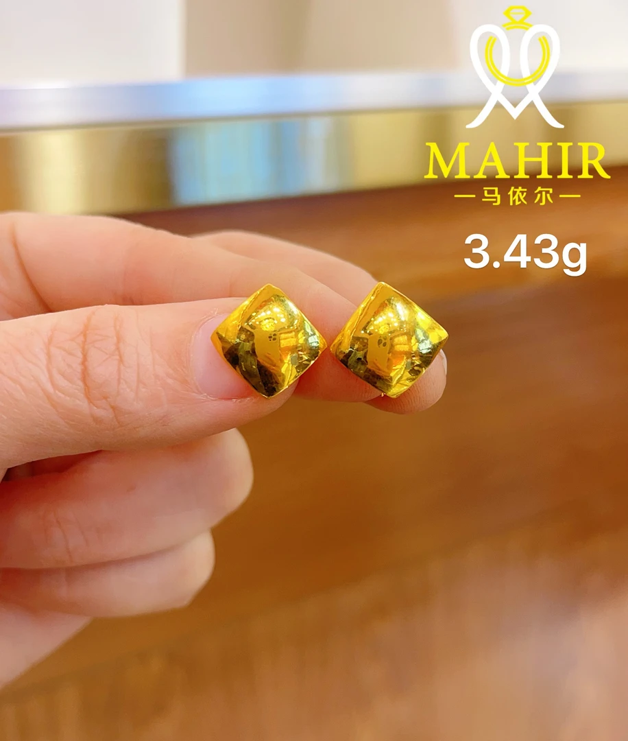 足金耳环3.43克（740/克）
