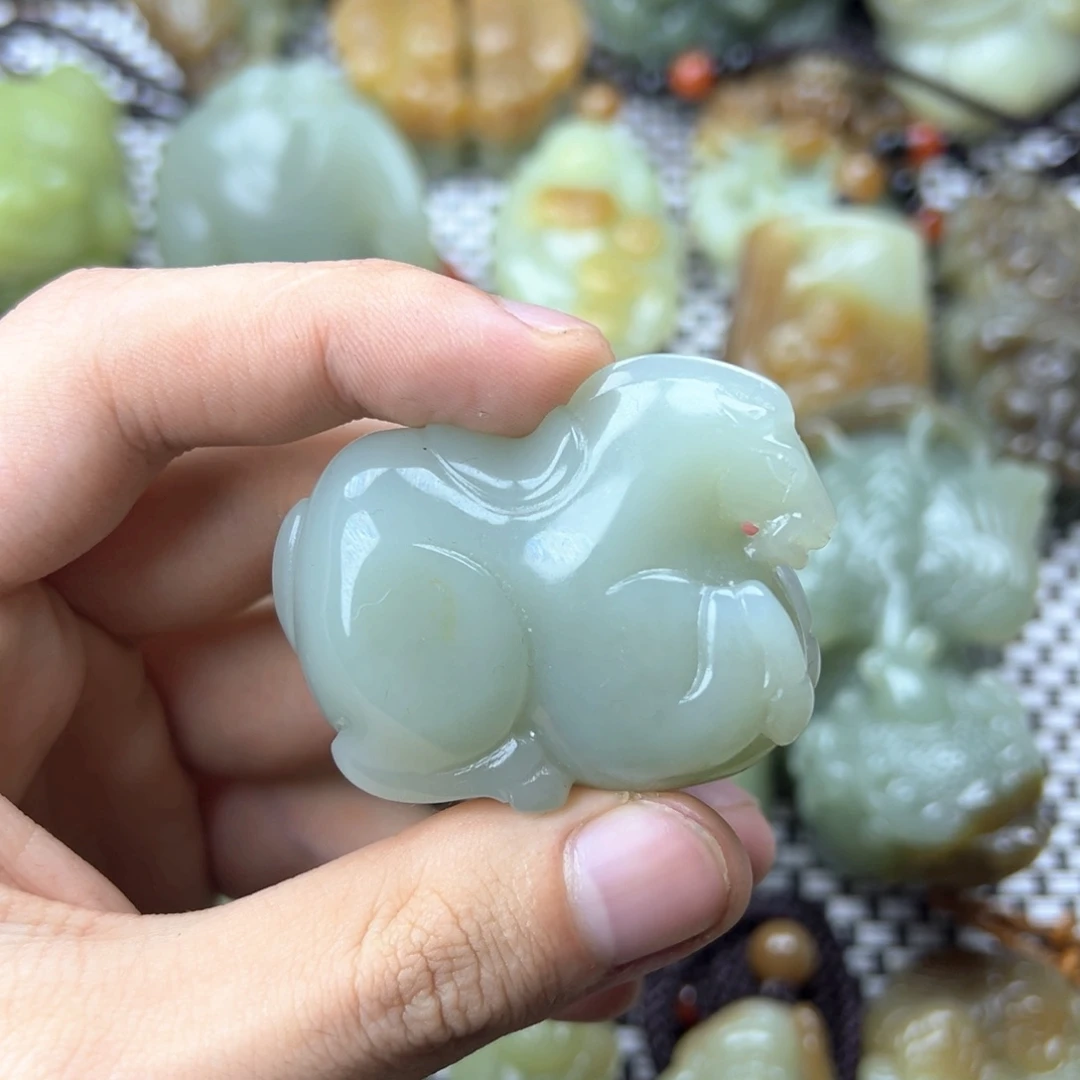 p***a和田玉未镶嵌挂件