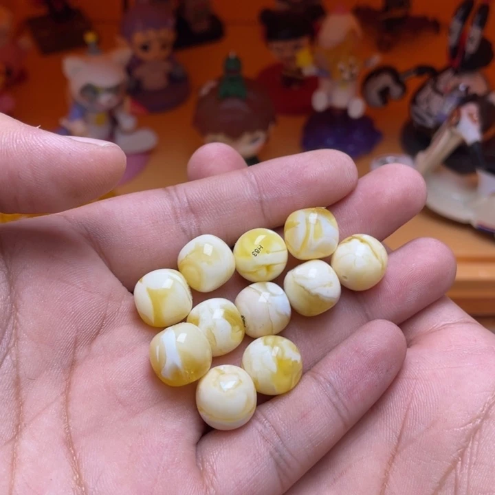 未镶嵌琥珀珠宝奇石多样性发其一