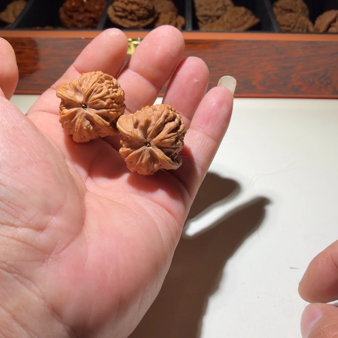 文玩核桃把件?小帽子