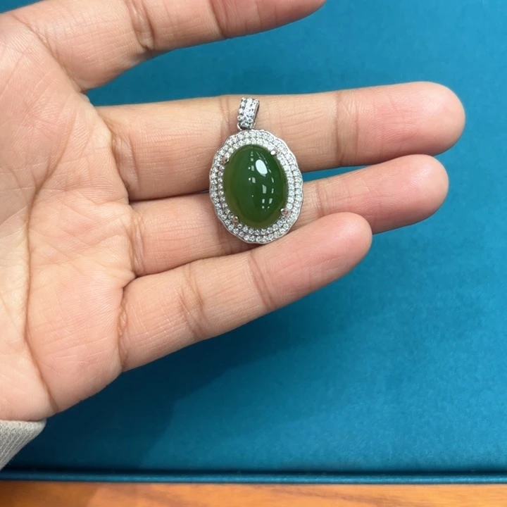 和田玉吊坠(不含链)未镶嵌