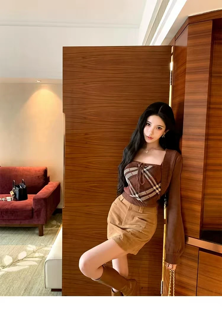 美拉德穿搭针织开衫外套格纹吊带抹胸套装女秋高腰显瘦半身裙套装