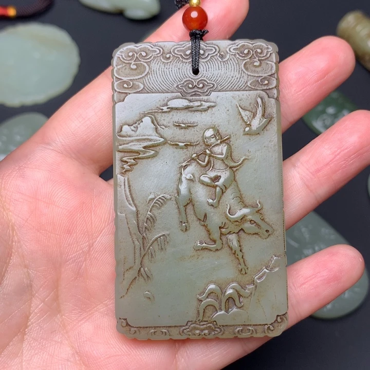 和田玉颈饰未镶嵌