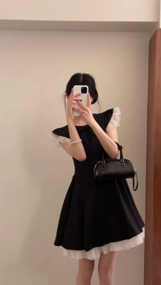 2025春夏新款连法式千金网纱拼接小飞袖连衣裙赫本风收腰显瘦气质