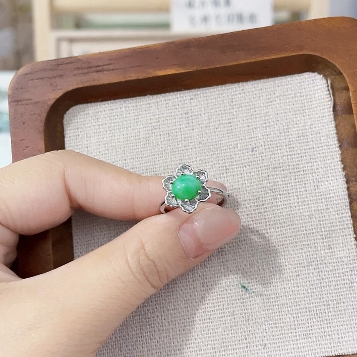 翡翠未镶嵌颈饰天然翡翠Ａ货