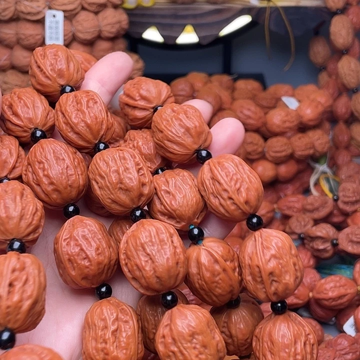 文玩核桃手串蛤蟆脖挂