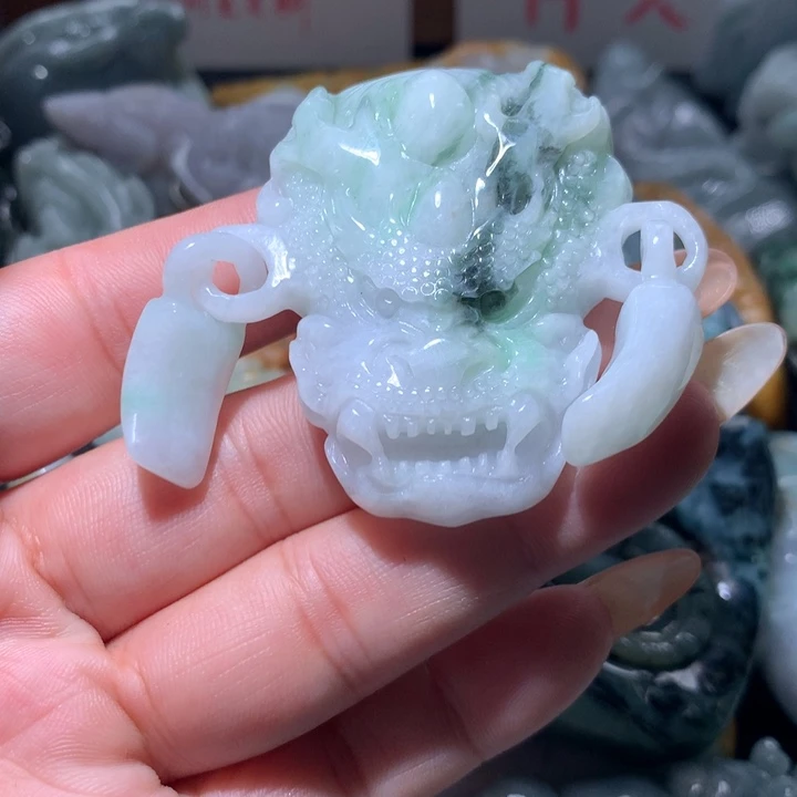 翡翠未镶嵌颈饰保真天然A货翡翠