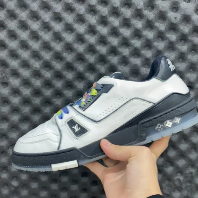 99新 LouisVuitton/路易威登 lv黑白