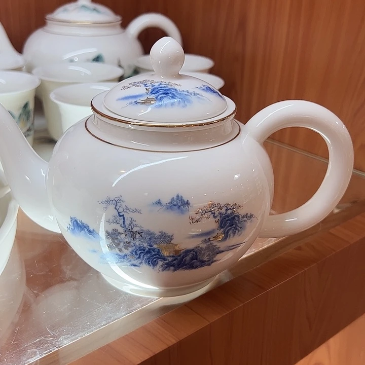 陶瓷茶壶哈哈哈哈哈