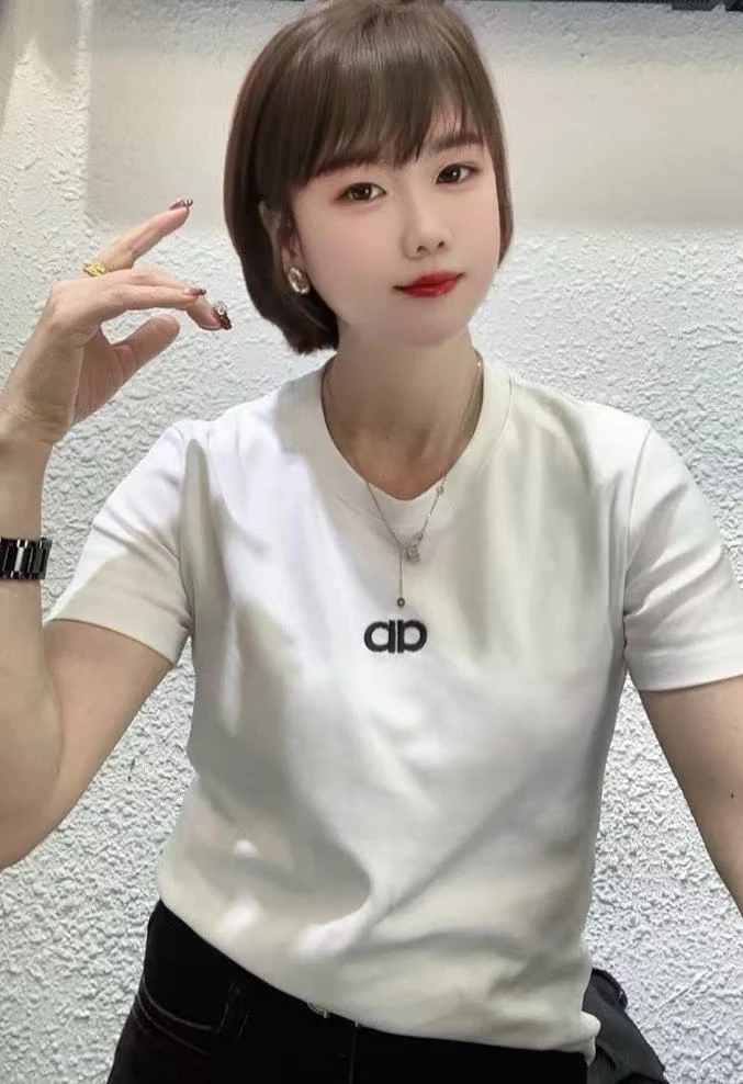 (柳子)36扣标正肩显瘦白色t恤女穿短袖夏季新款衫字母印花上衣