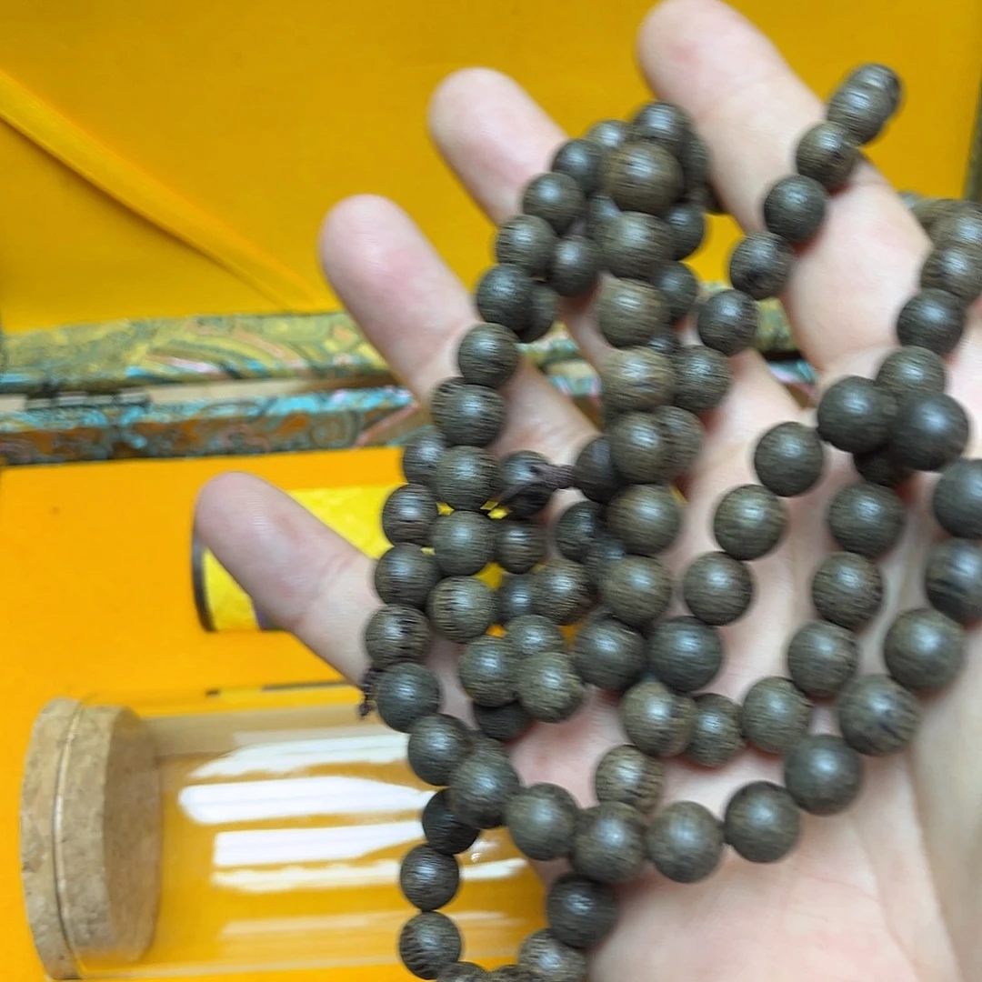 大叶紫檀（黑酸枝木类）