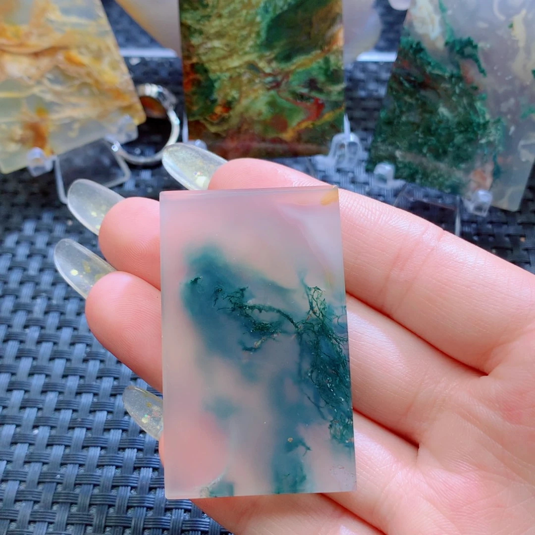 玛瑙/玉髓颈饰未镶嵌细**绵