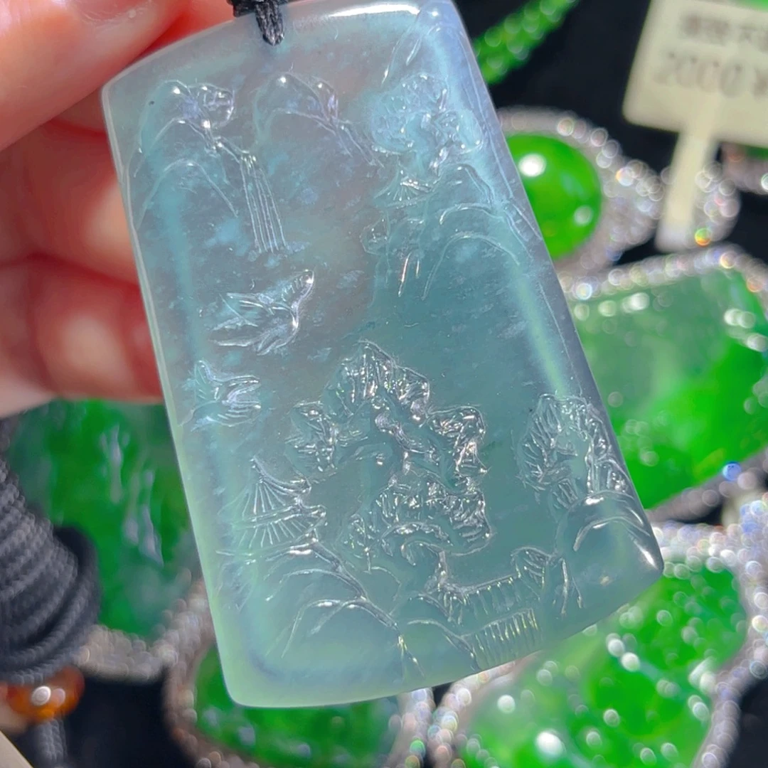 颈饰未镶嵌翡翠山水牌