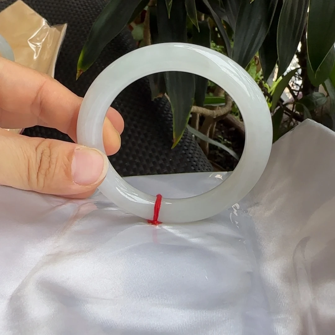 翡翠未镶嵌手镯55.3白月光圆条手镯