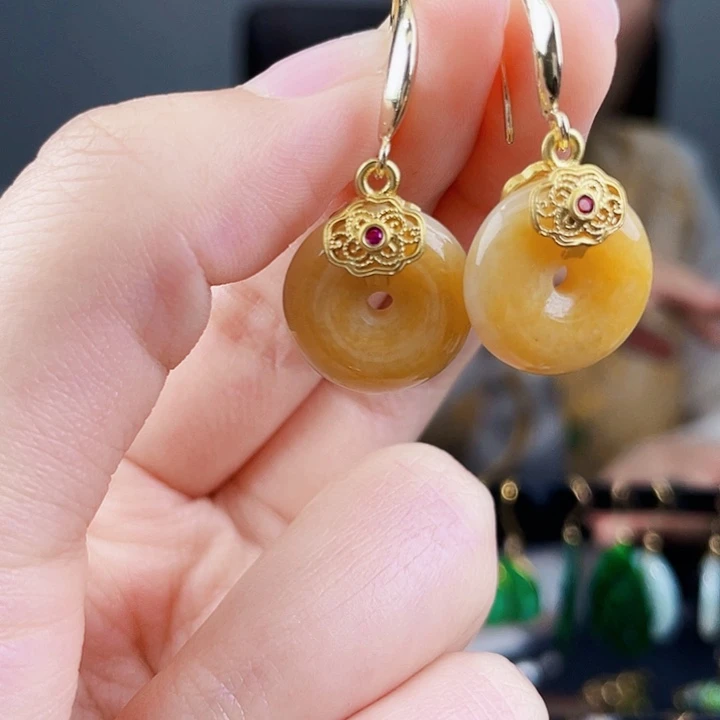 翡翠耳饰未镶嵌饰品