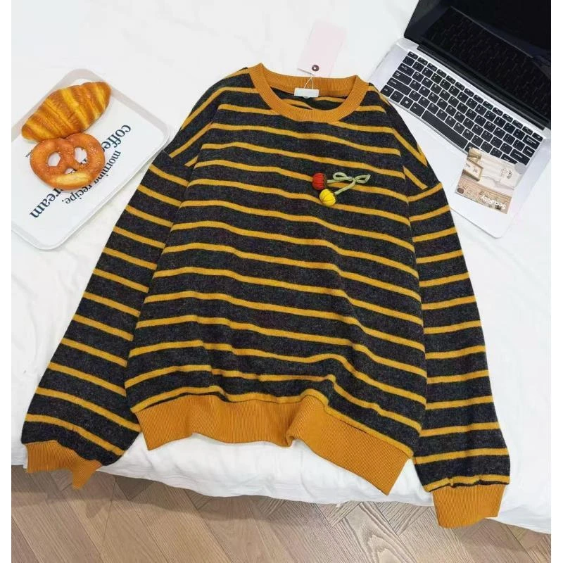 小雅姐姐  南瓜韩版减龄南瓜条纹撞色领软糯长袖绒衫KG21