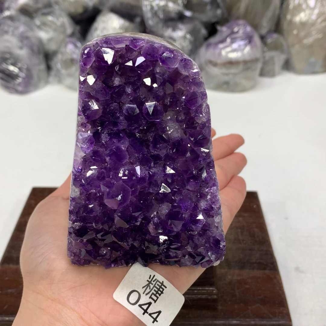 紫晶摆件未镶嵌水晶