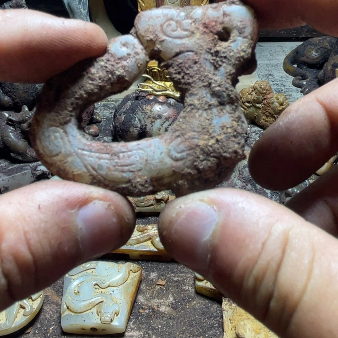 和田玉（糖玉）未镶嵌颈饰奇**品