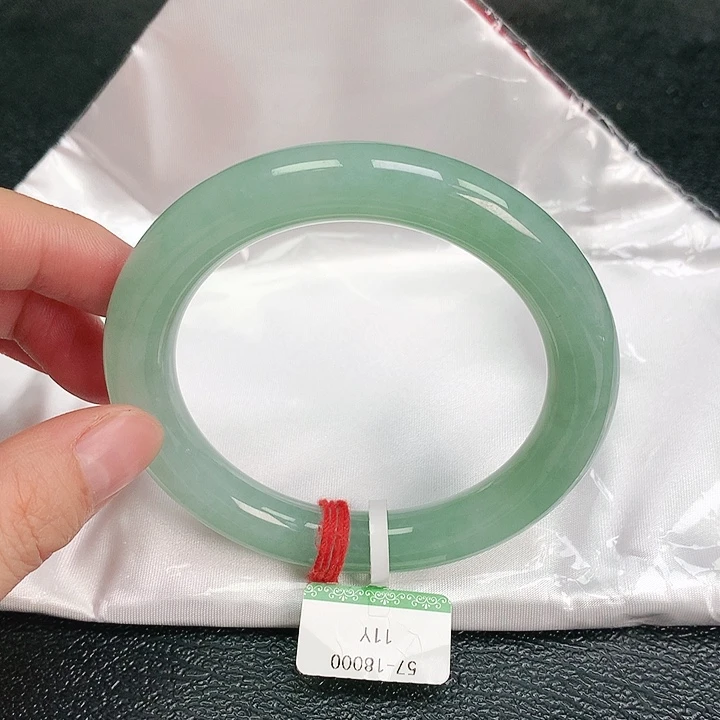 【闪购商品】翡翠手镯未镶嵌5758圈
