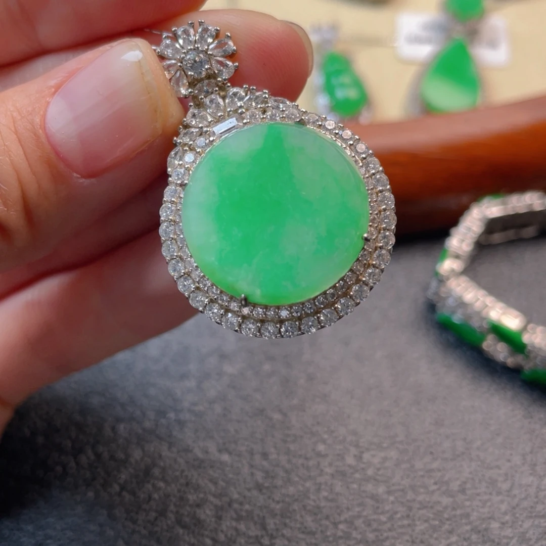 翡翠吊坠(不含链)银S925镶嵌