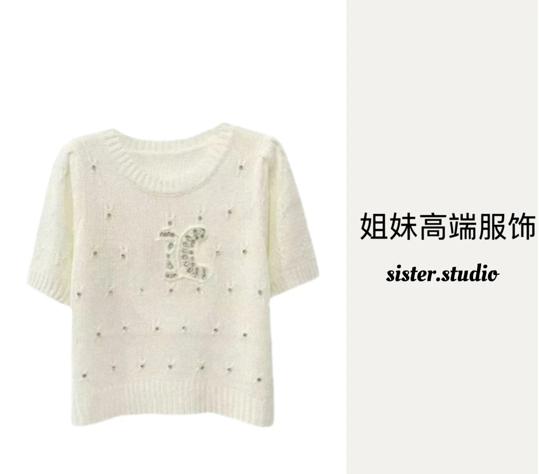 高端轻奢女装凯旋上衣