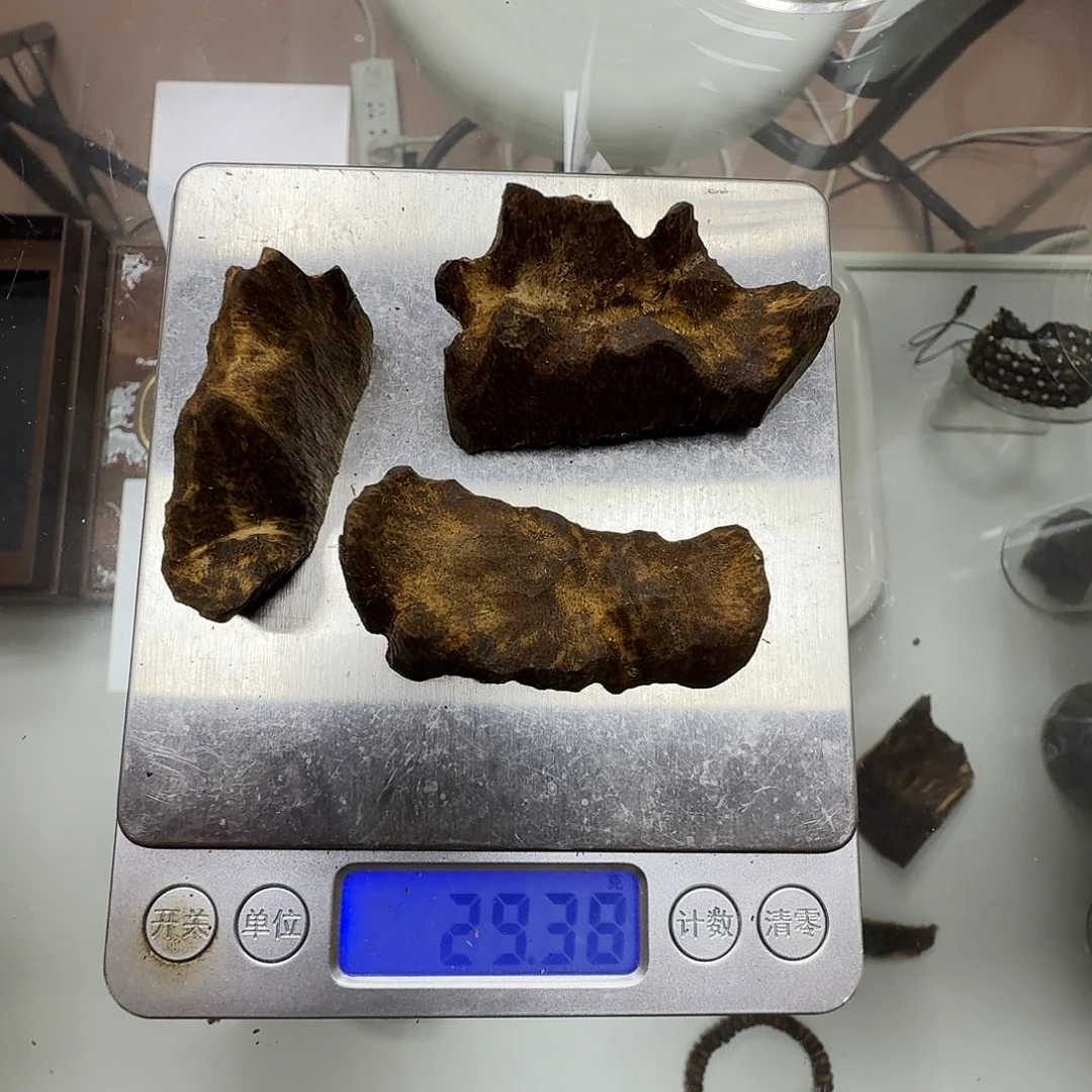 沉香沉香碎屑奇楠沉香原材料