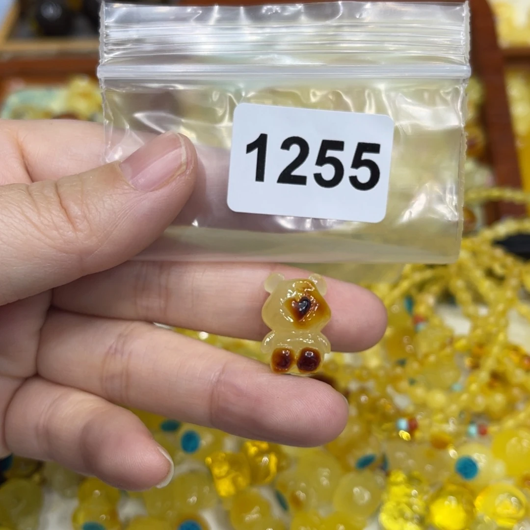琥珀珠宝奇石未镶嵌
