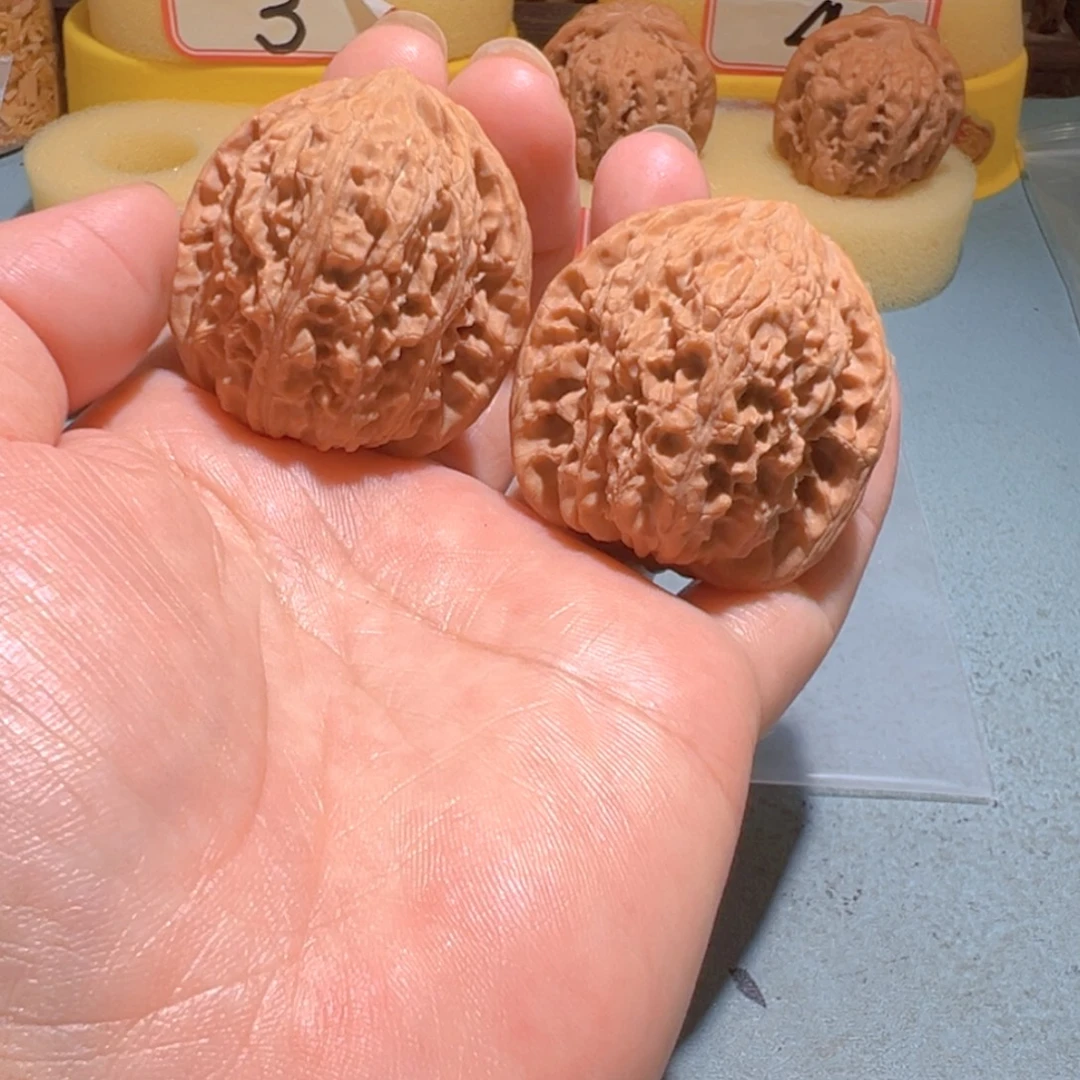 把件文玩核桃绣球40