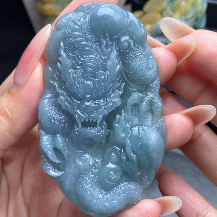 定制翡翠未镶嵌龙牌