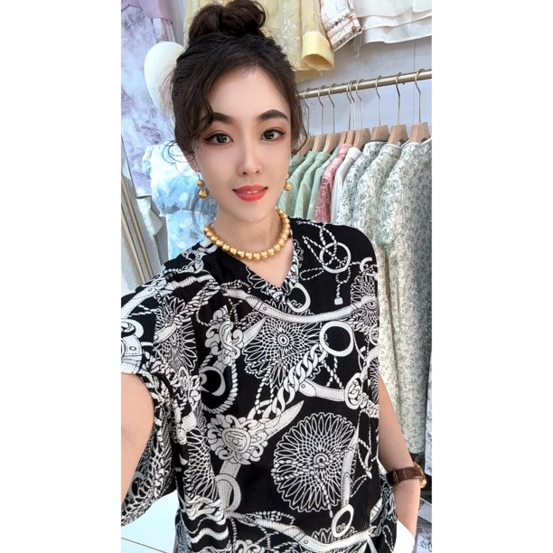 悬浮空调衫夏季印花宽松短袖潮流V领满印透气