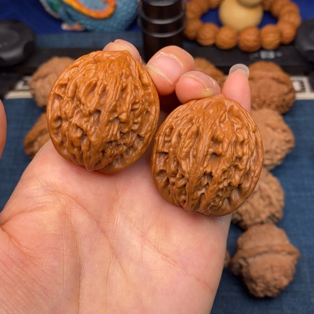 文玩核桃把件35全品虎头