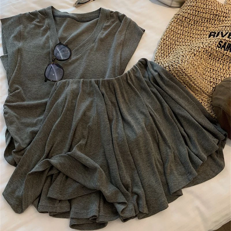 【2.6万人收藏】韩系慵懒风~休闲针织两件套装女夏V领短袖T恤上衣+a