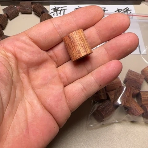 降真香其他j2降真香1.8*2.0单珠吊坠