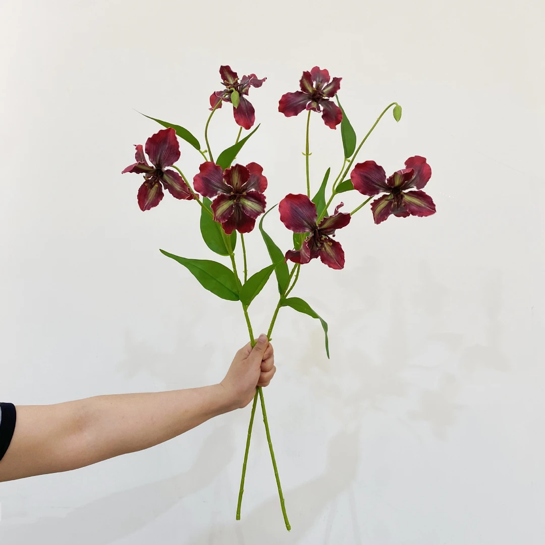 鸢尾兰花仿真花假花高级感家居摆件轻奢高档装饰电视柜茶几玄关