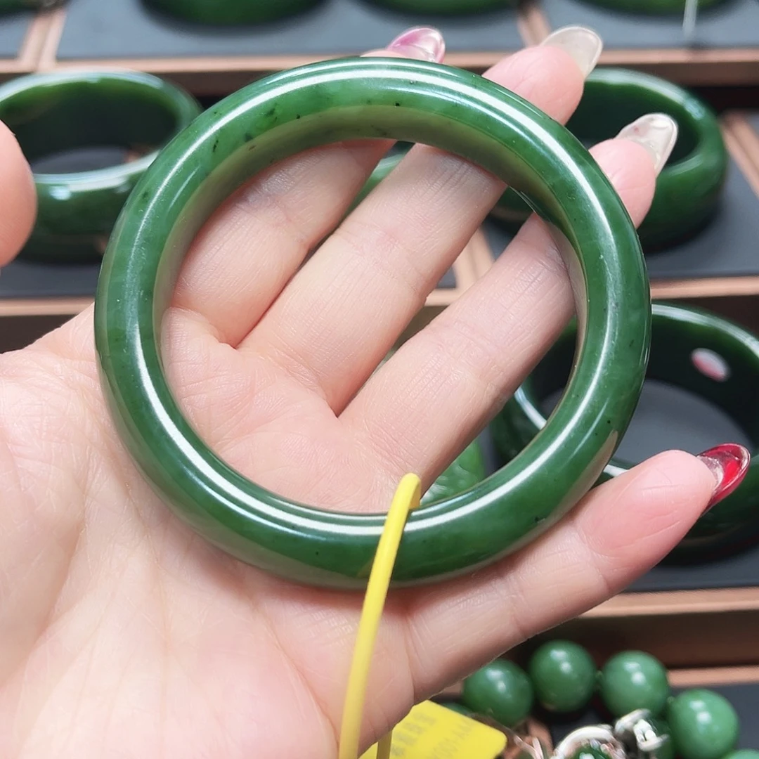 和田玉（糖玉）未镶嵌手镯