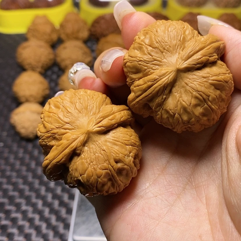 【闪购商品】文玩核桃吊坠元宝43.5