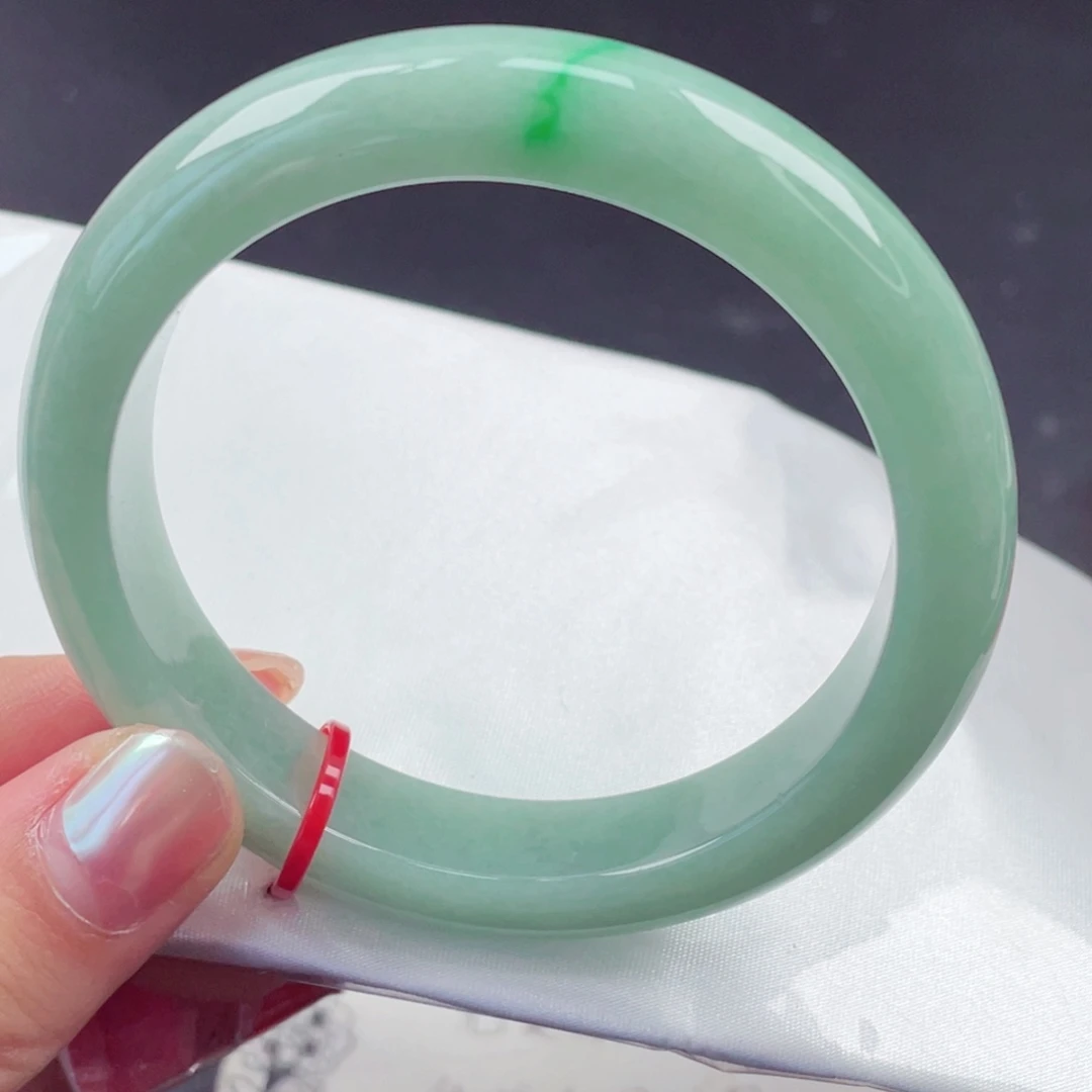 翡翠未镶嵌手镯57圈口