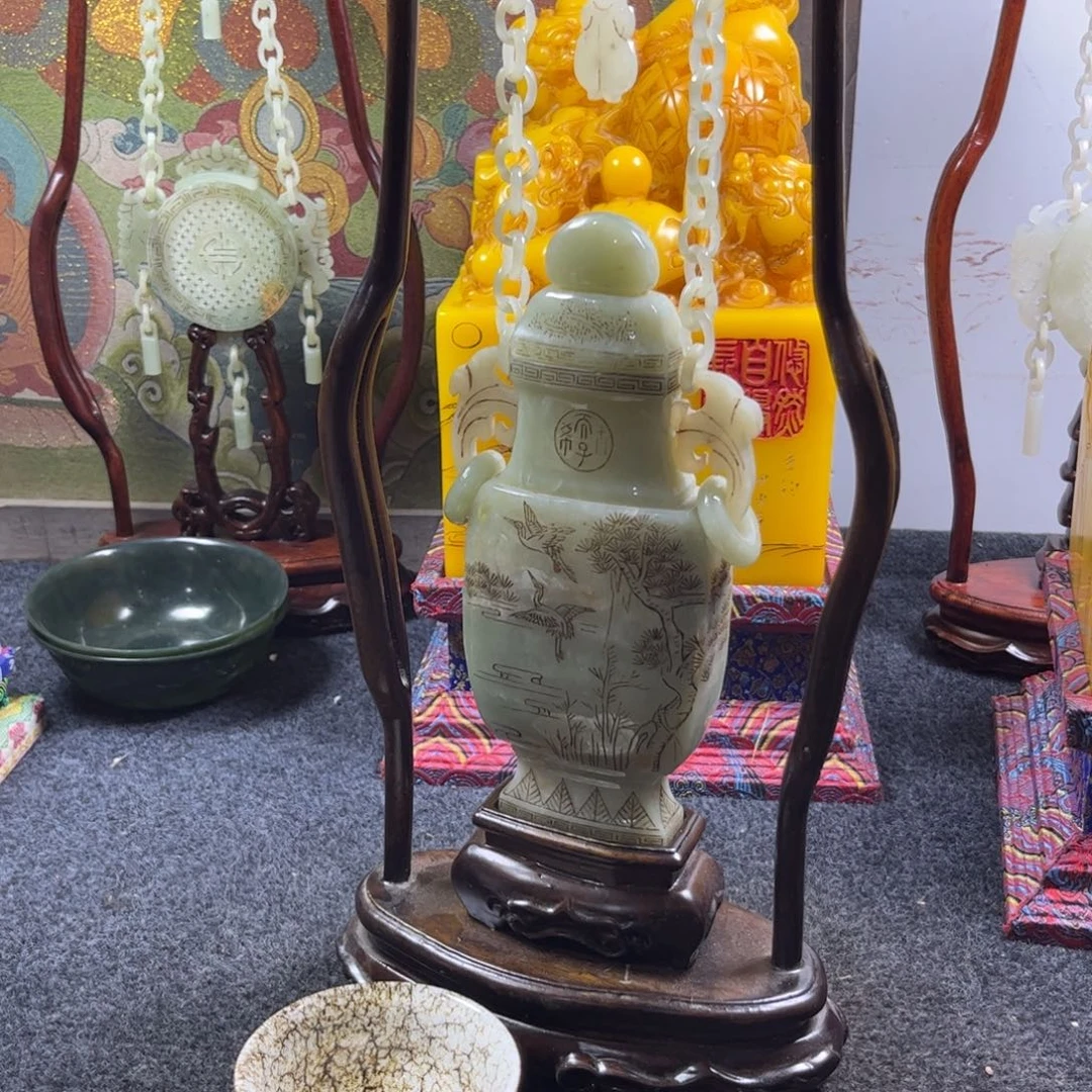 指***煌瓷片精美手工瓷瓶