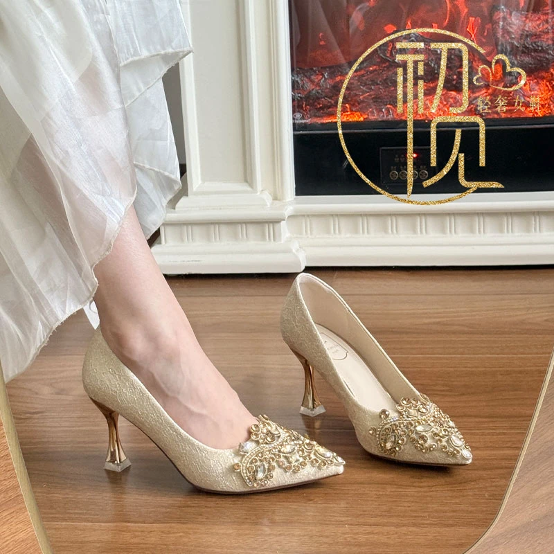 【满钻刺绣~华丽】喜妈妈首推~蕾丝细闪贵气主纱秀禾新中式两穿不累