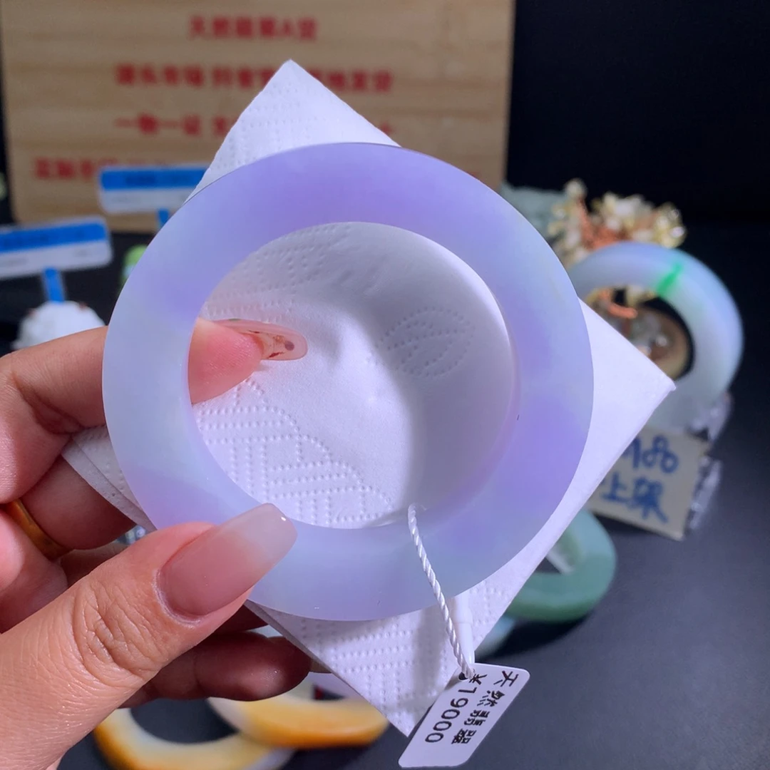 定制翡翠正未镶嵌
