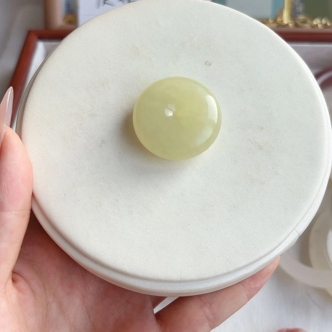 蓝***）和田玉未镶嵌颈饰