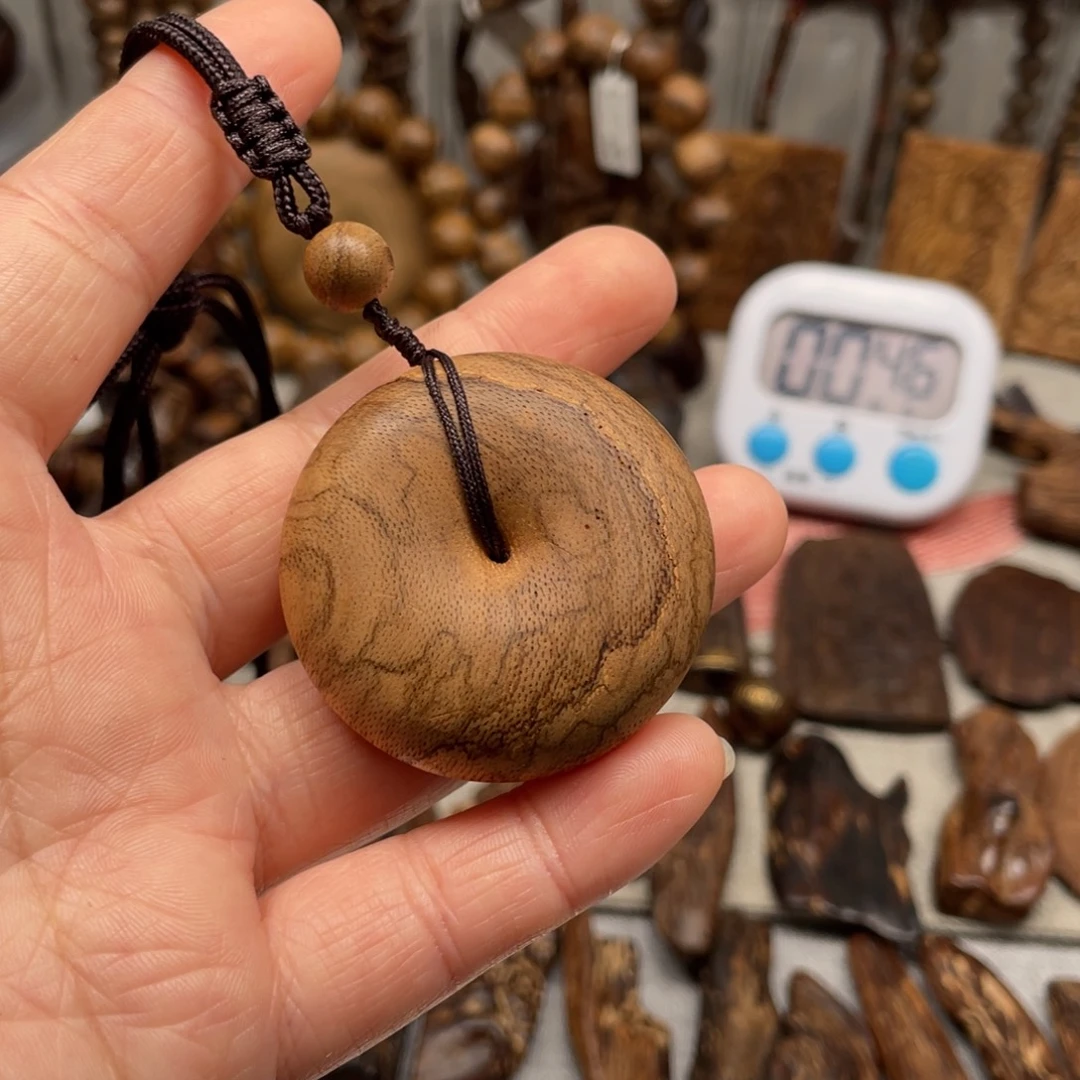 沉香碎屑沉香达拉干满花