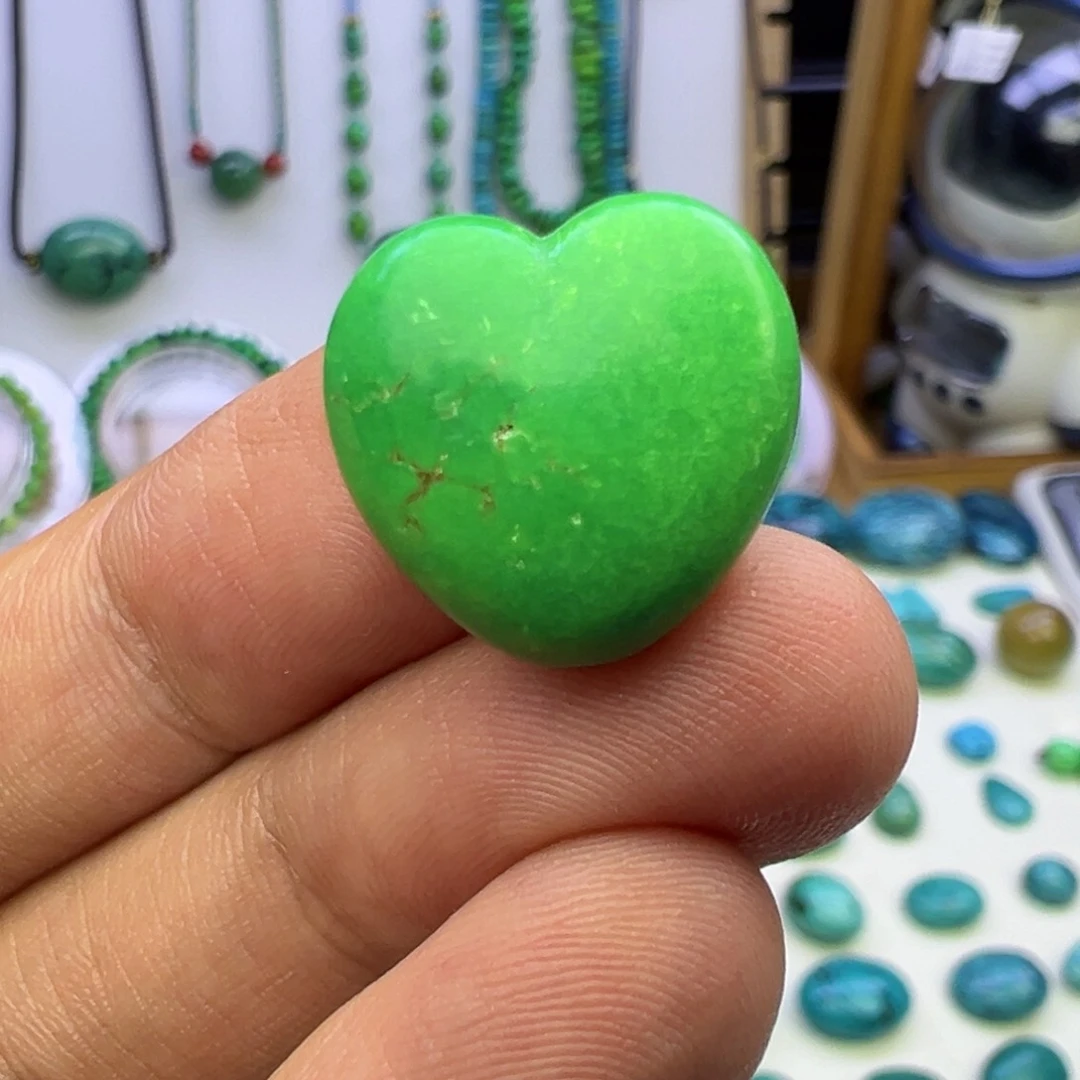 菜籽绿玉化小爱心