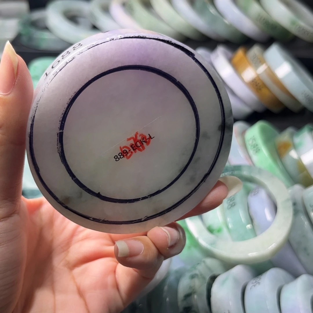 田***心定制翡翠手镯未镶嵌