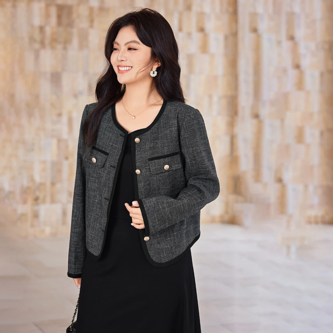 MsShe大码女装2025小香风气质圆领短款外套S2509020