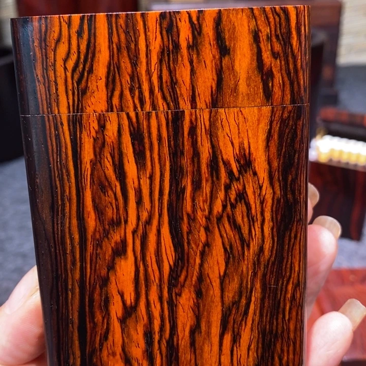 微凹黄檀（南美大红酸枝）A***g粗
