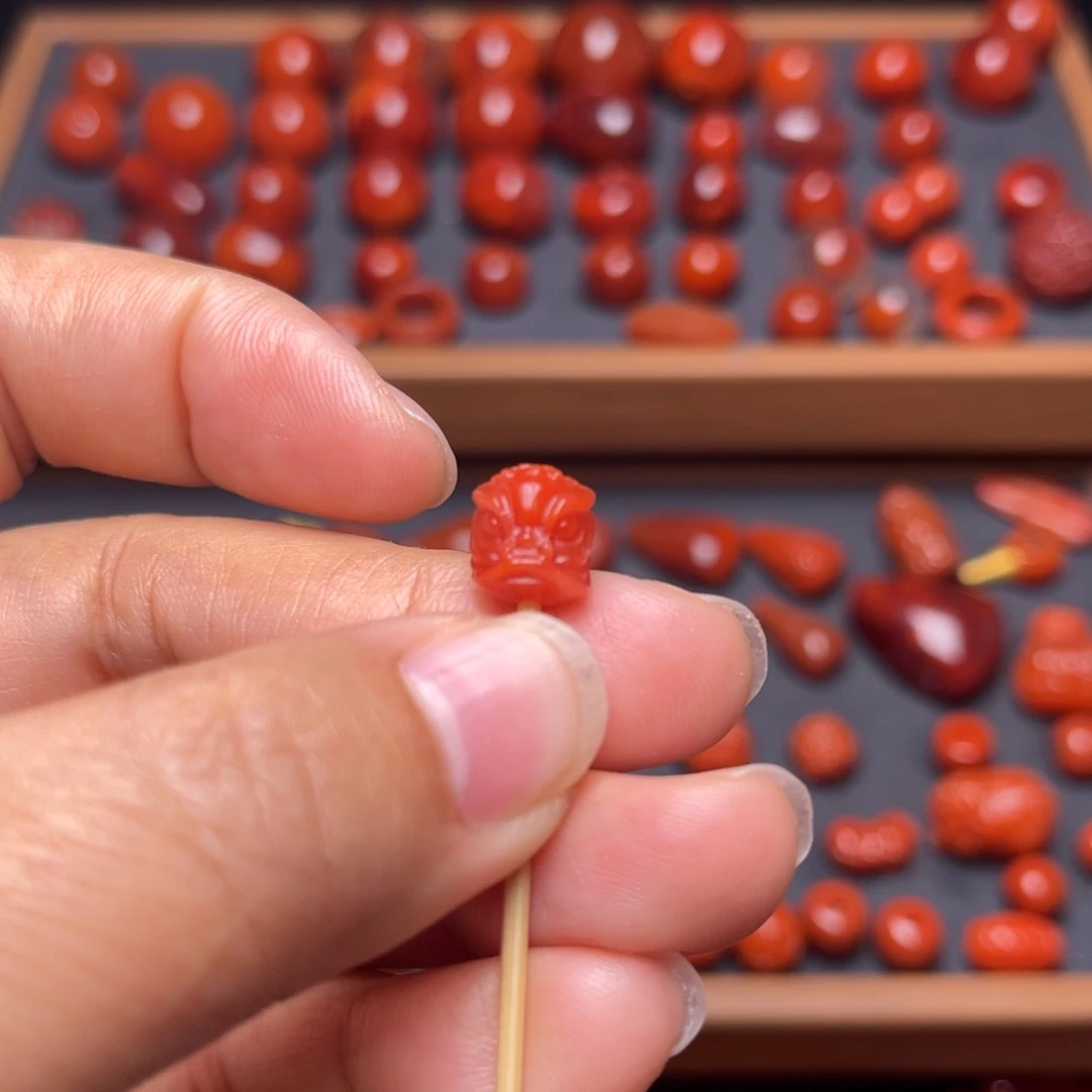 南红玛瑙配饰未镶嵌醒师卡8.8