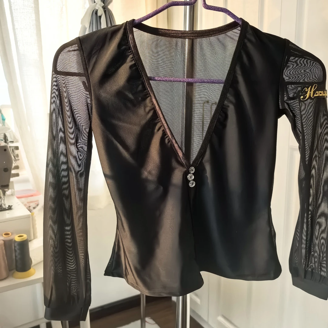 时尚长袖修身透气套装拉链轻奢短款男士T恤V领拉丁练功服