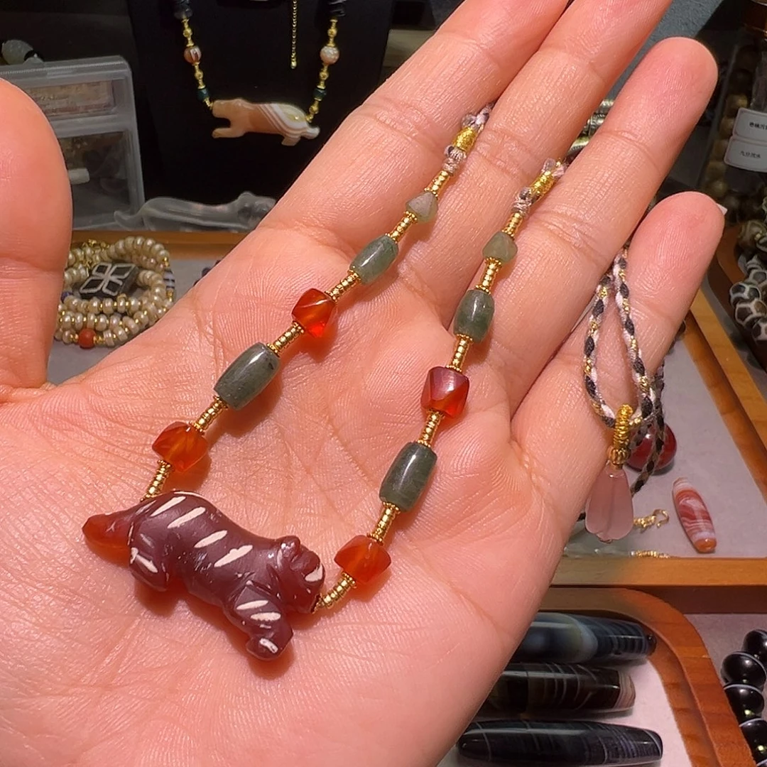 玛瑙/玉髓未镶嵌颈饰
